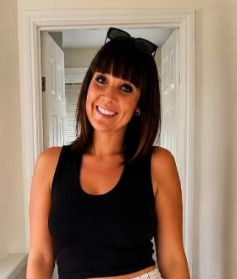 Laura, the person behind Chic'N'Chill Events